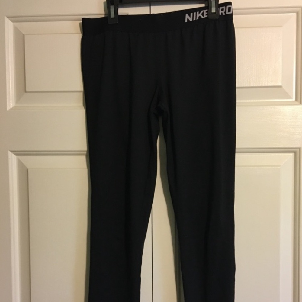 Nike Pro black trainer leggings. XL